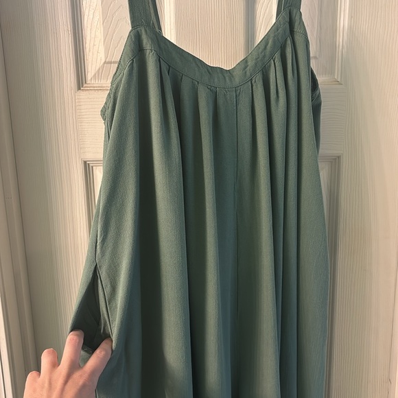 Hunter & Brown BOHO Wide Leg Cropped One Piece Sleeveless Jumpsuit Green Medium - Picture 4 of 4